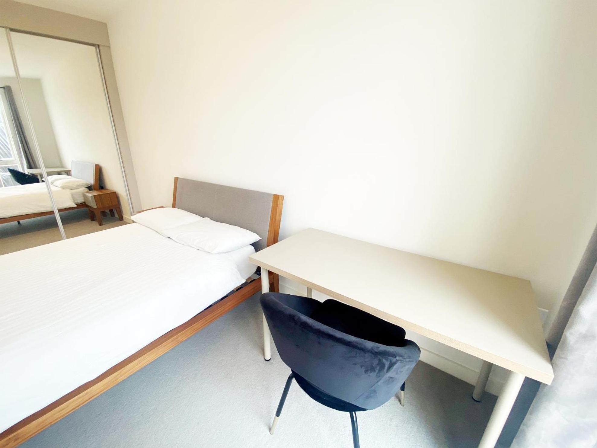 Luxury Ensuite - R2